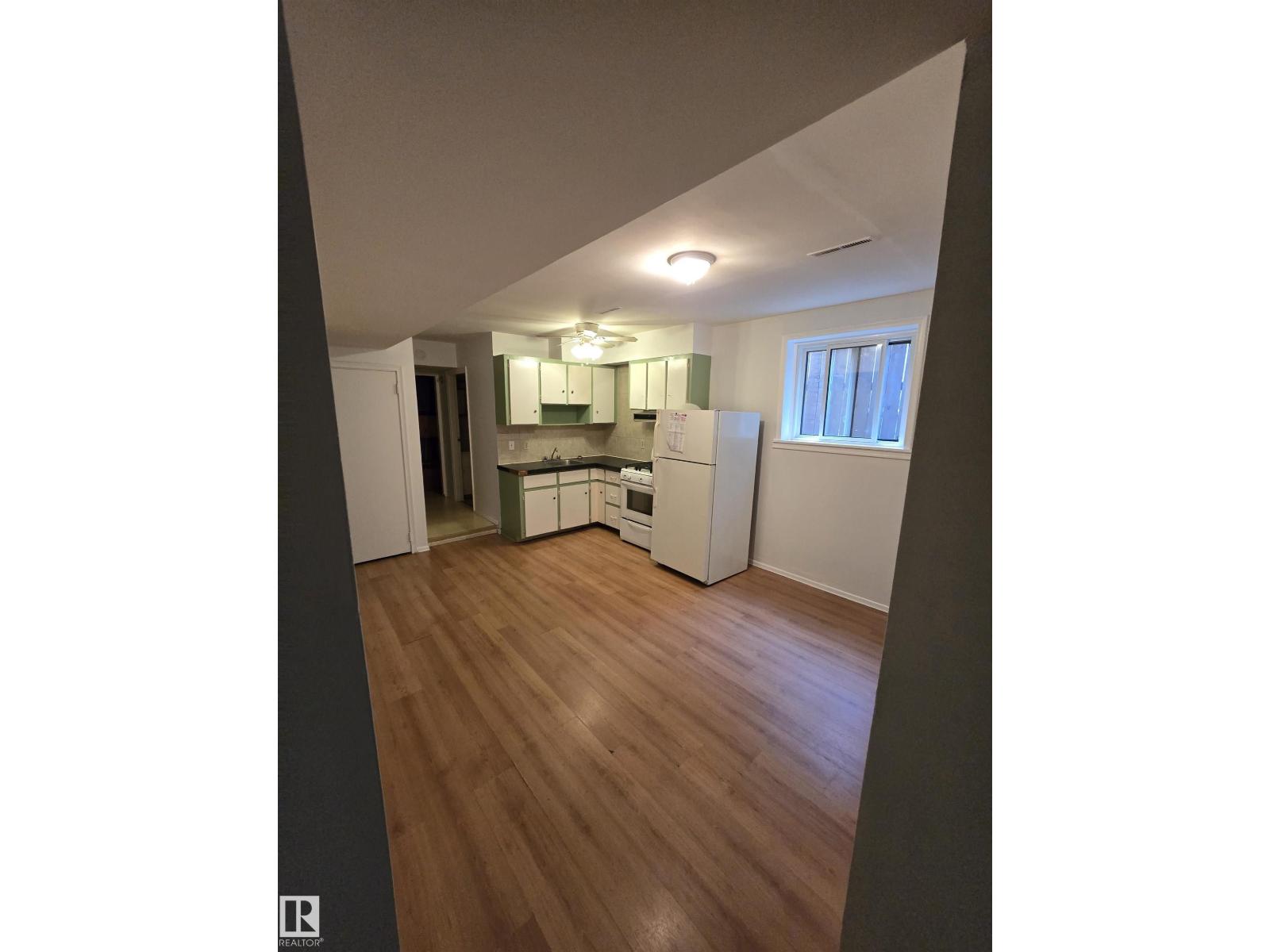 11905 70 St Nw, Edmonton, Alberta  T5B 1V1 - Photo 9 - E4463624