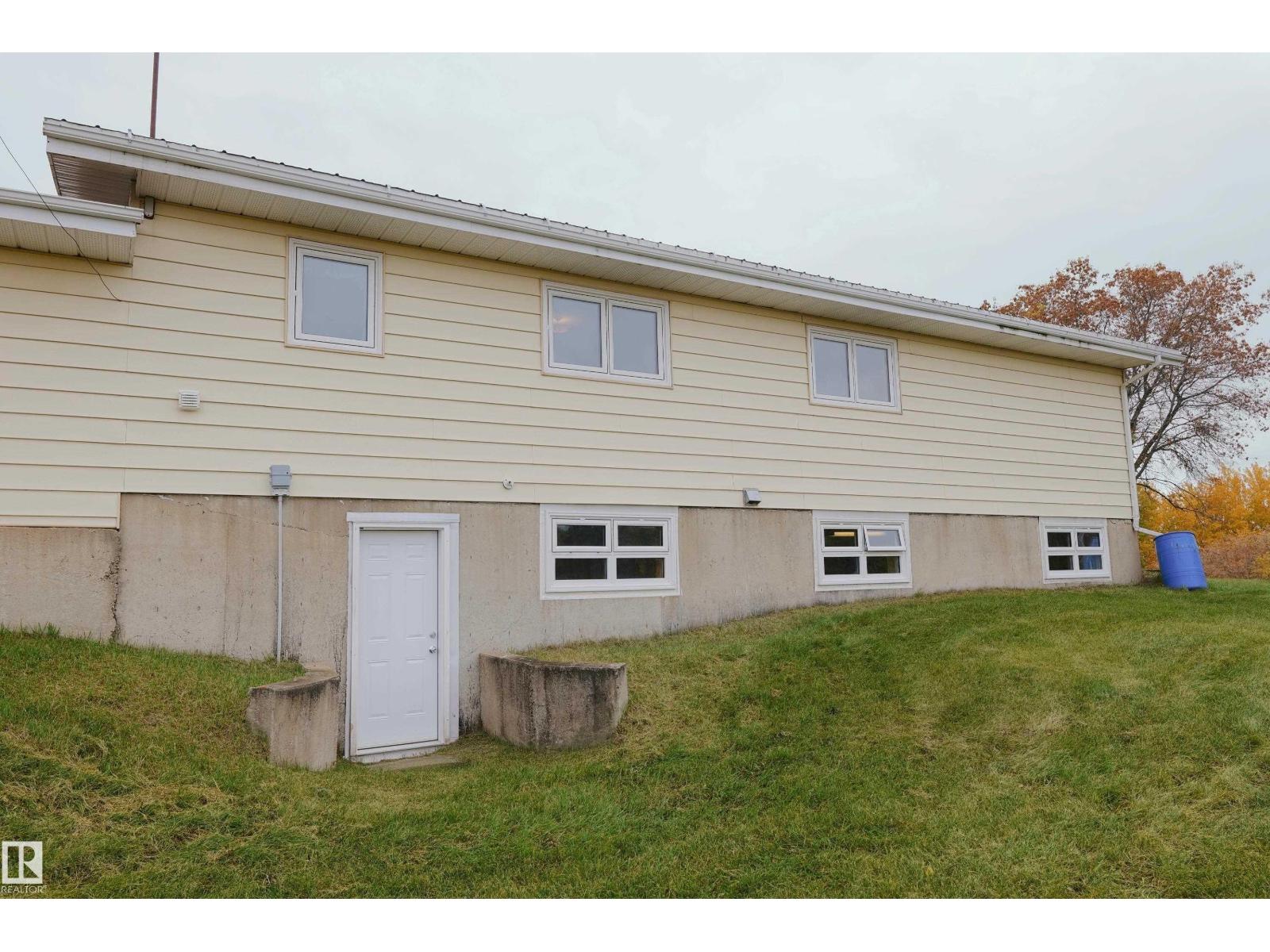 61302 Rge Rd 50, Rural Barrhead County, Alberta  T7N 1N2 - Photo 46 - E4463622