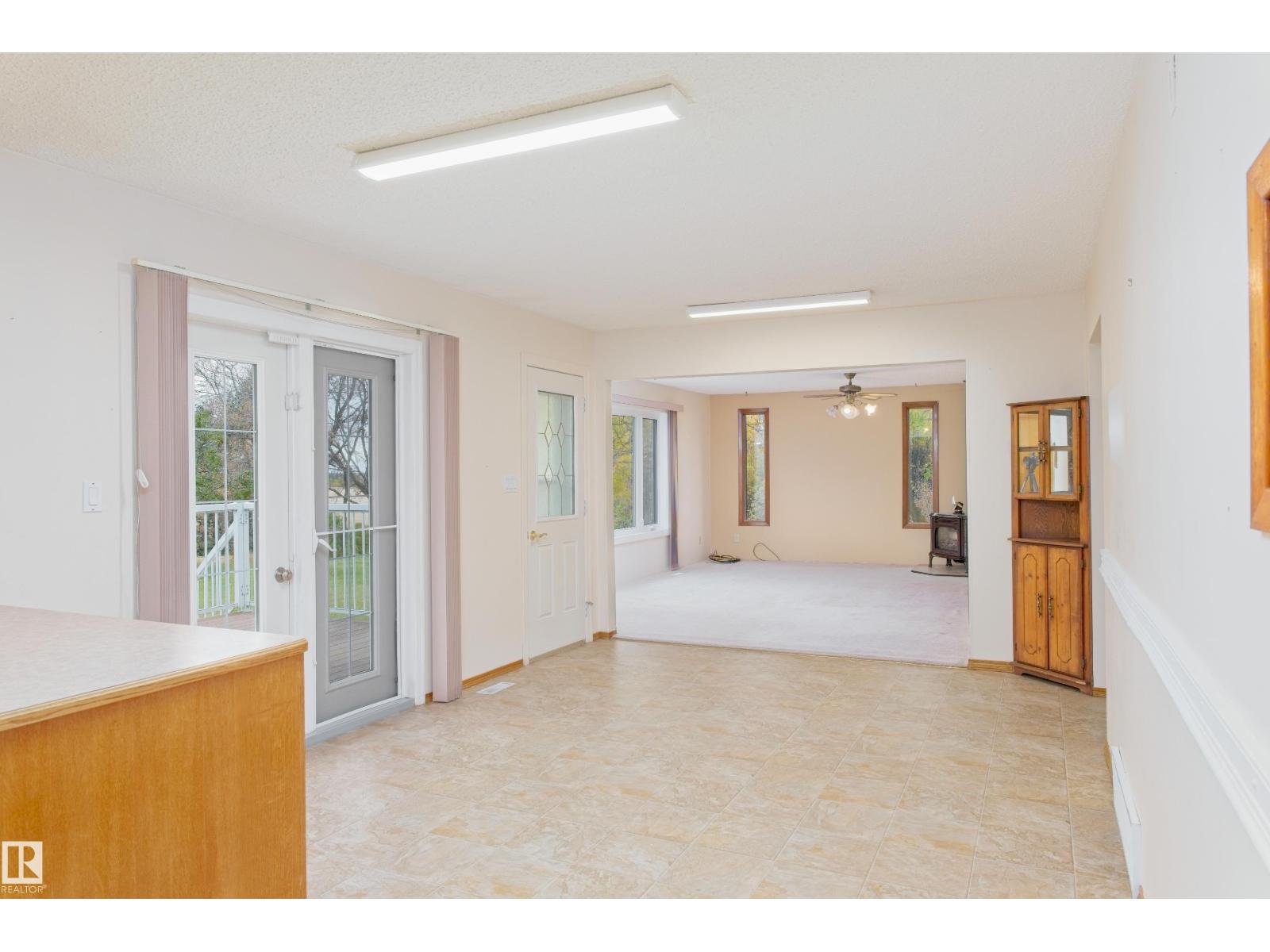 61302 Rge Rd 50, Rural Barrhead County, Alberta  T7N 1N2 - Photo 8 - E4463622