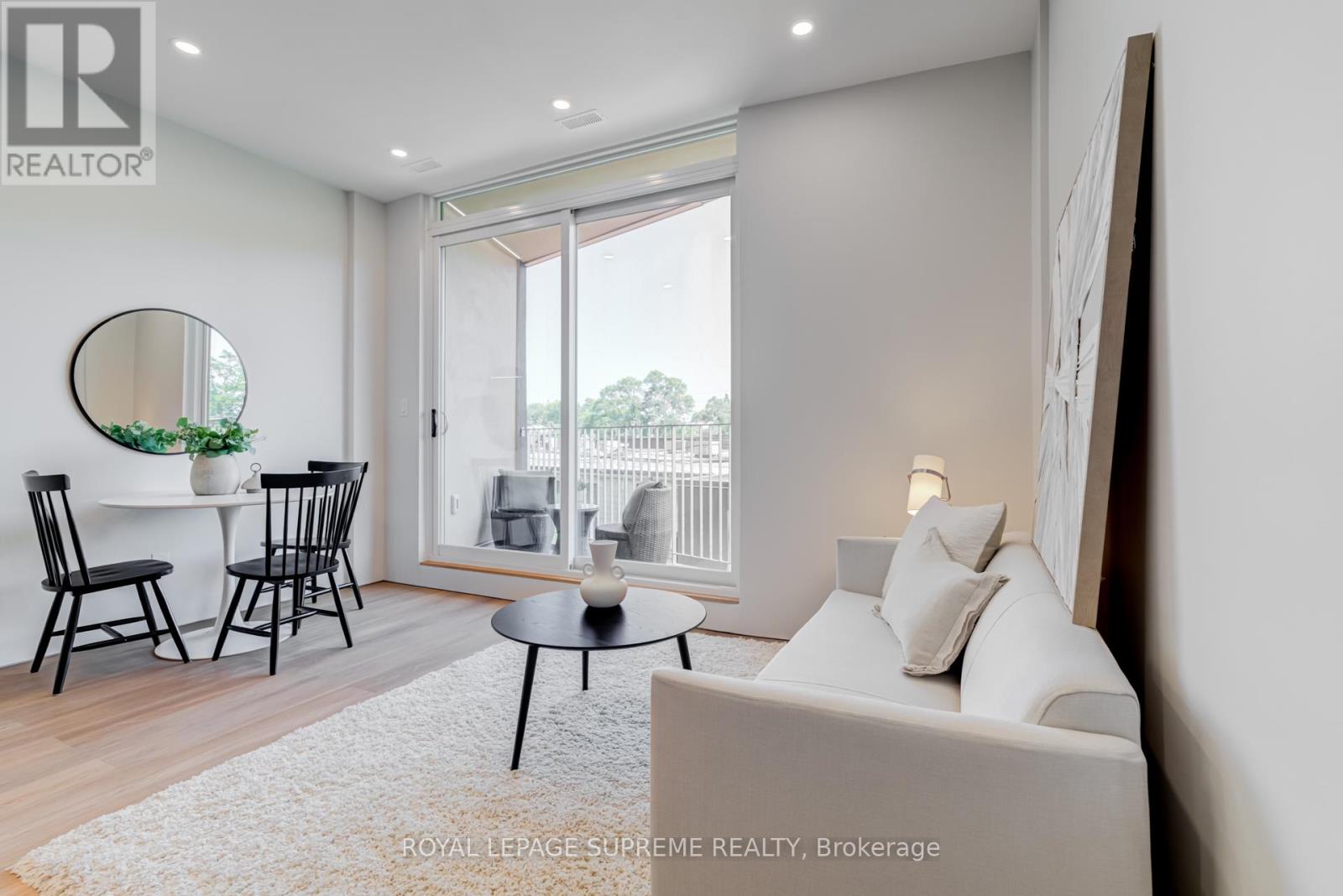 4 - 101 Bernice Crescent, Toronto, Ontario  M6N 1W7 - Photo 16 - W12483568