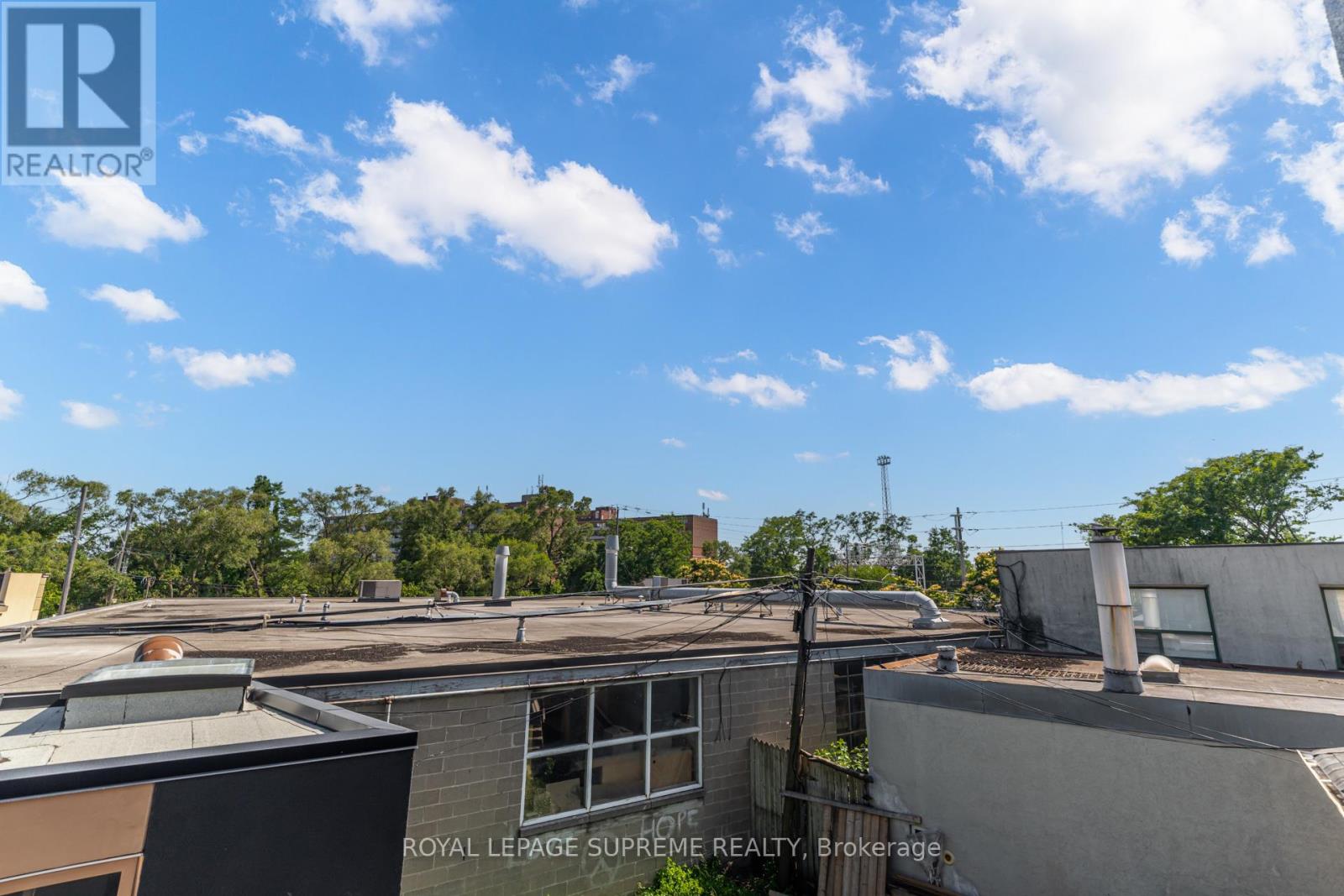 4 - 101 Bernice Crescent, Toronto, Ontario  M6N 1W7 - Photo 28 - W12483568