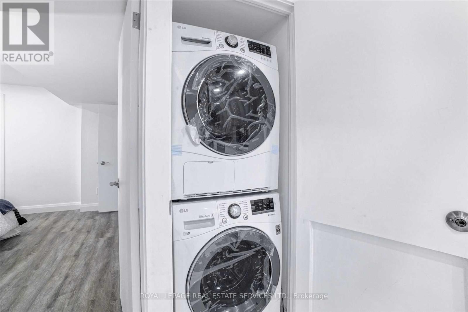 Lower - 117 St Johns Road, Toronto, Ontario  M6P 1V1 - Photo 20 - W12483571