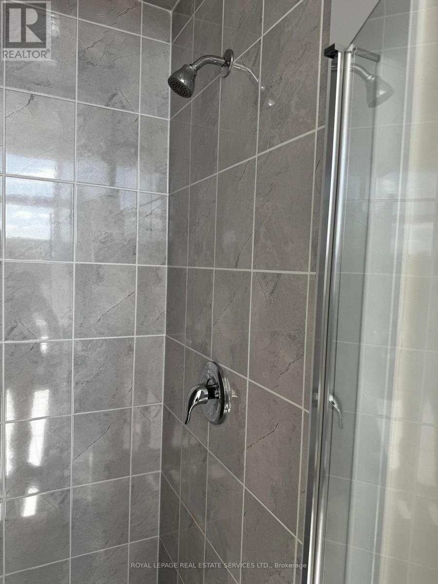 1184 Anson Gate, Oakville, Ontario  L6H 3Z9 - Photo 16 - W12483580