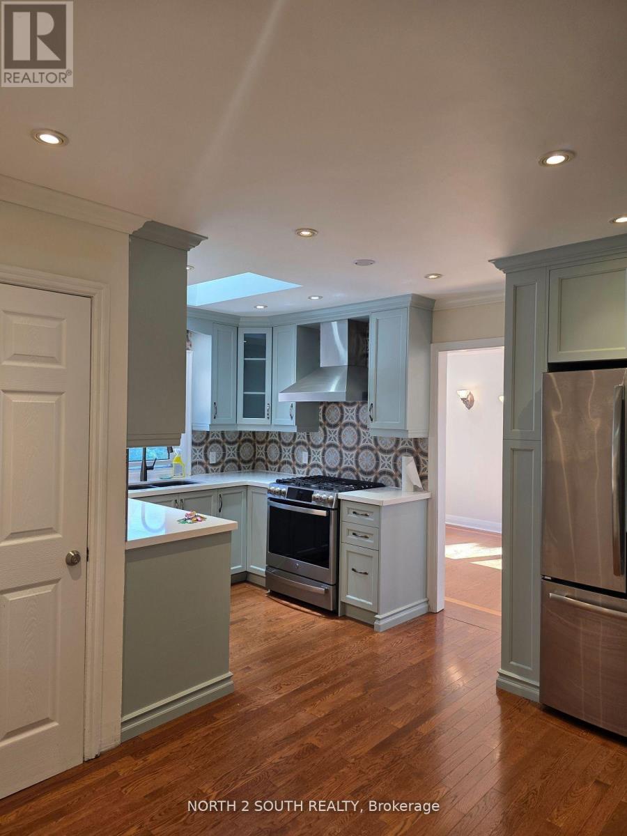 79 John Street, Caledon, Ontario  L7E 3H4 - Photo 11 - W12483609