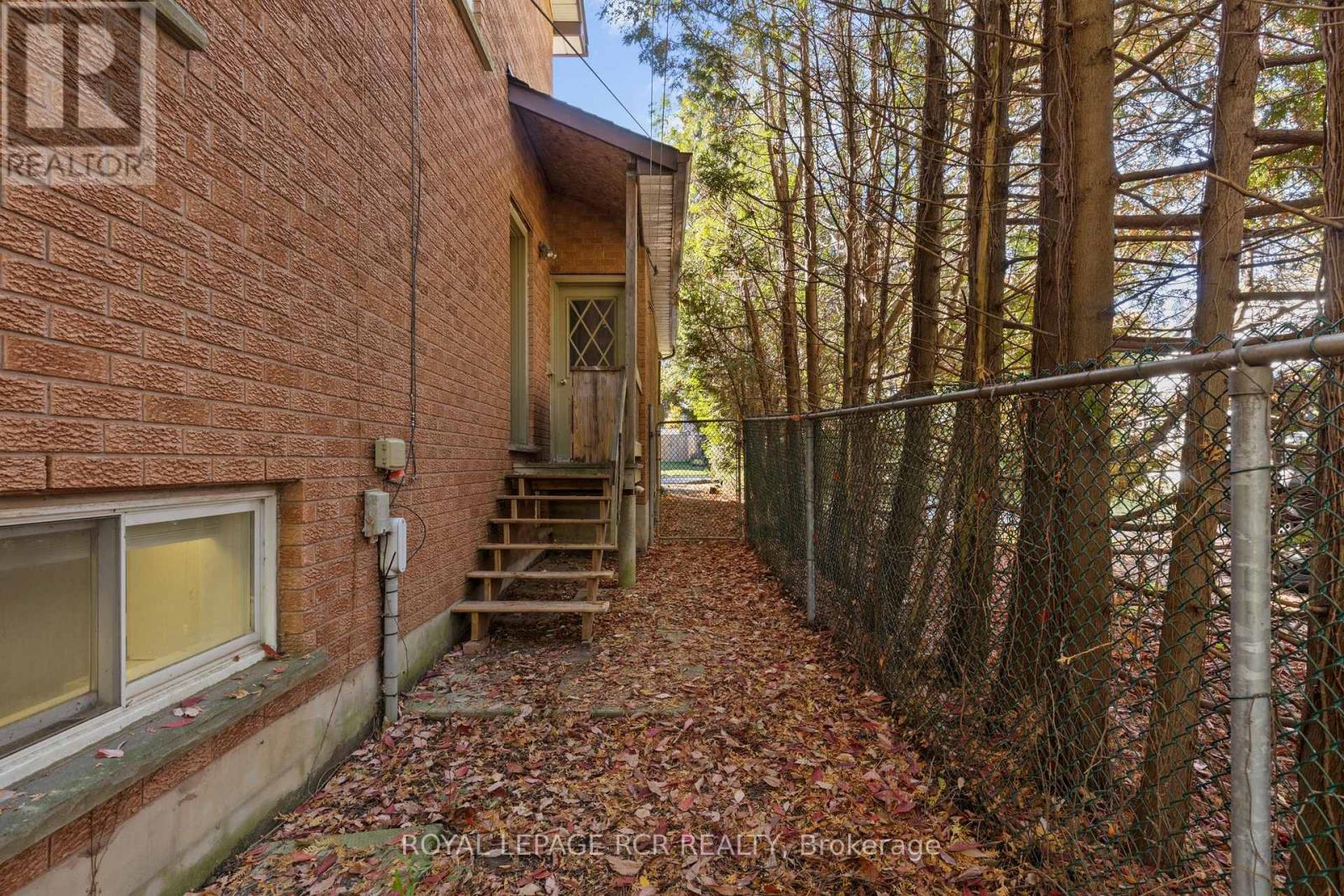 11 Margaret Street, Orangeville, Ontario  L9W 2N1 - Photo 22 - W12483613