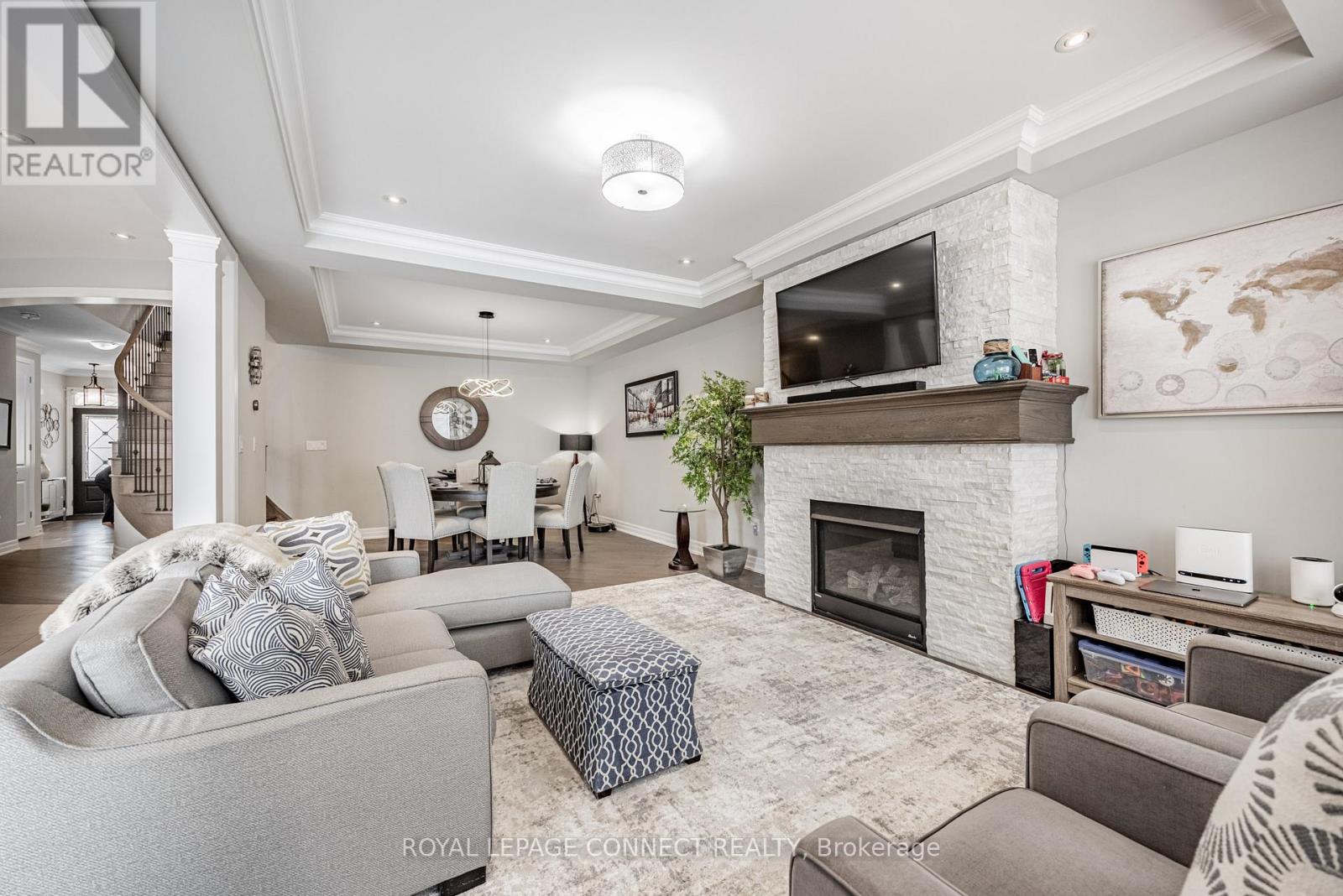 3302 Mintwood Circle, Oakville, Ontario  L6H 7C3 - Photo 17 - W12483640