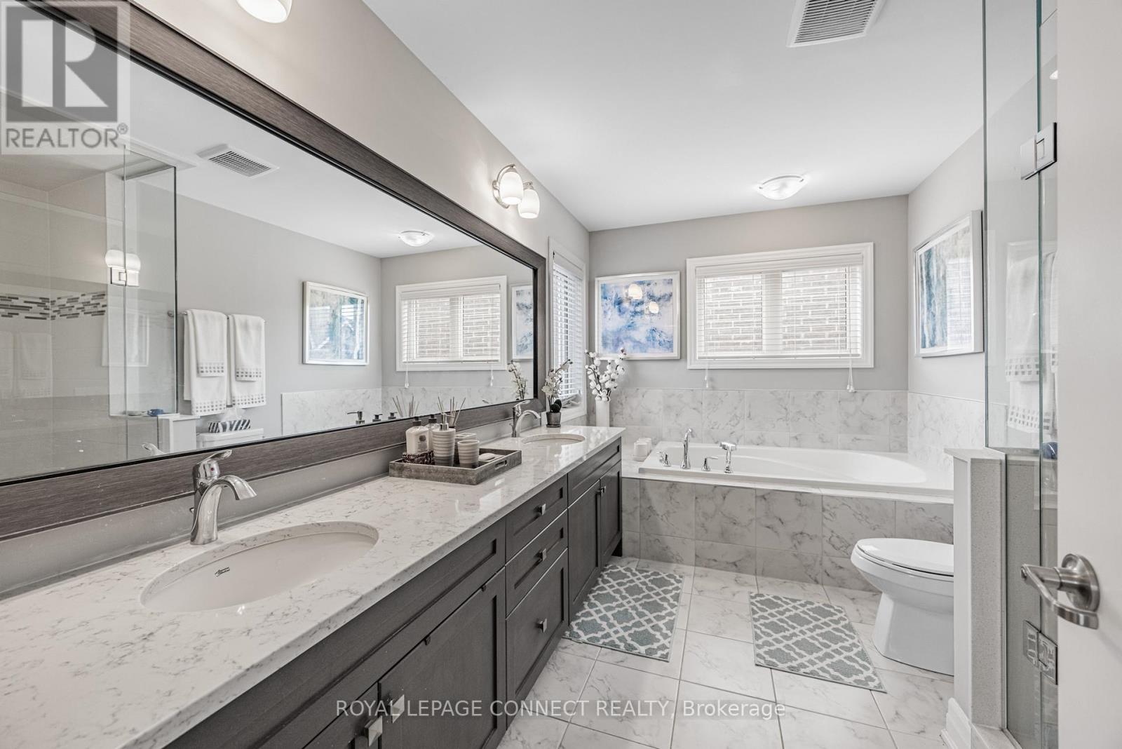 3302 Mintwood Circle, Oakville, Ontario  L6H 7C3 - Photo 26 - W12483640