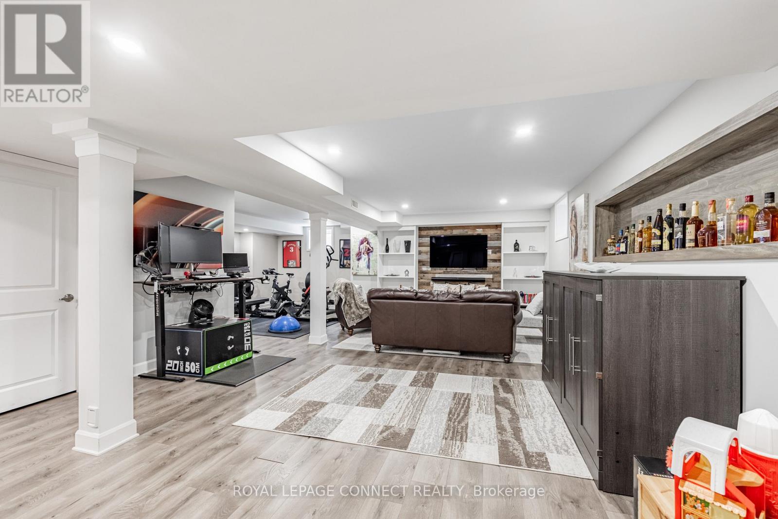 3302 Mintwood Circle, Oakville, Ontario  L6H 7C3 - Photo 31 - W12483640