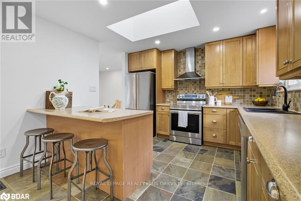 2159 Hixon Street, Oakville, Ontario  L6L 1T5 - Photo 15 - W12483663