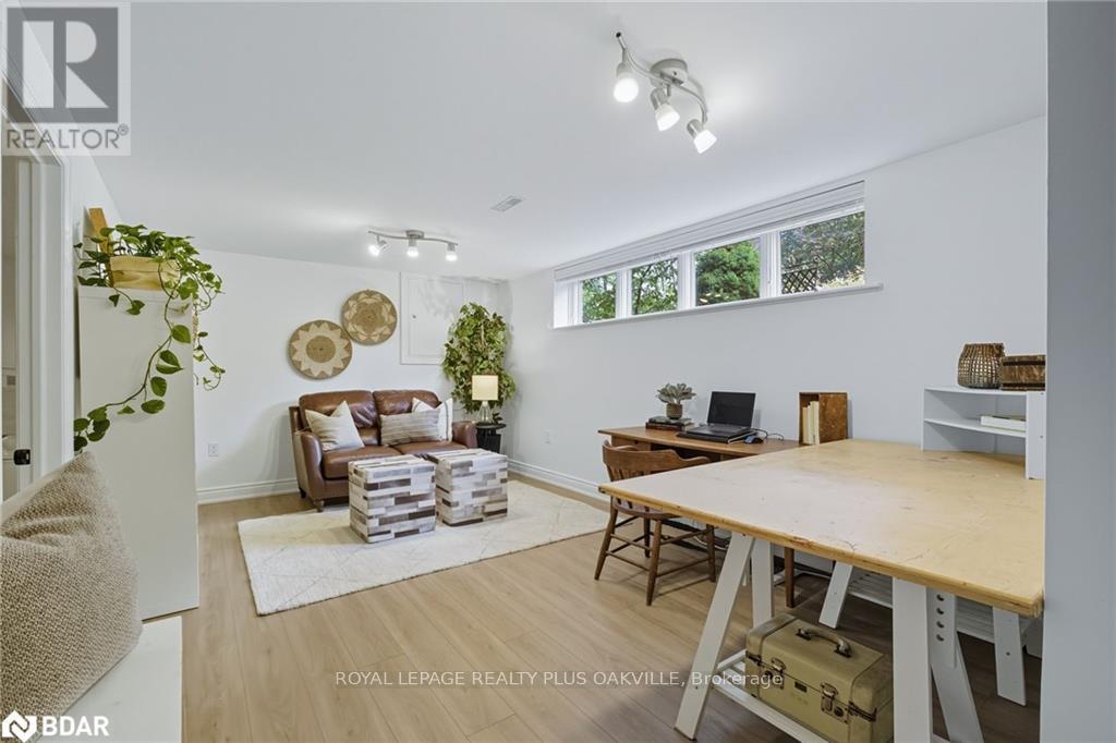 2159 Hixon Street, Oakville, Ontario  L6L 1T5 - Photo 26 - W12483663