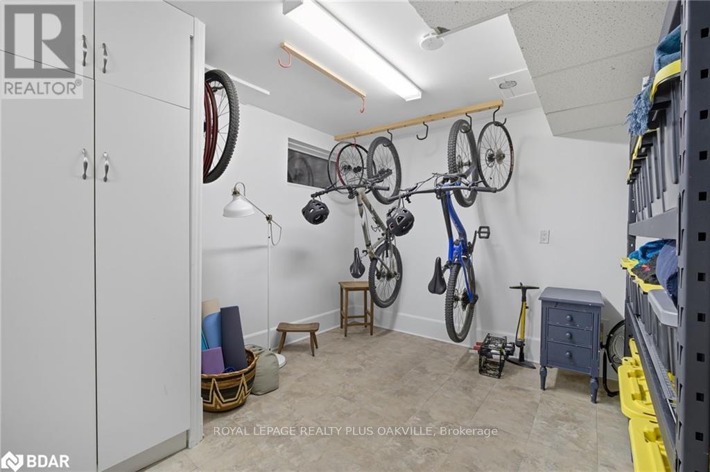 2159 Hixon Street, Oakville, Ontario  L6L 1T5 - Photo 32 - W12483663
