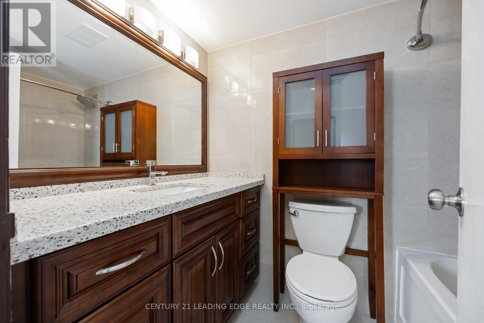 2403 - 330 Dixon Road, Toronto, Ontario  M9R 1S9 - Photo 18 - W12483665