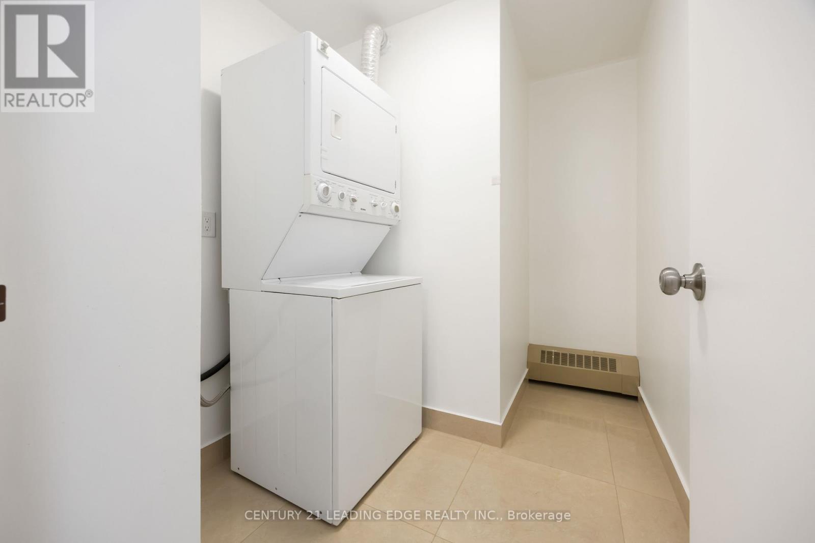 2403 - 330 Dixon Road, Toronto, Ontario  M9R 1S9 - Photo 20 - W12483665