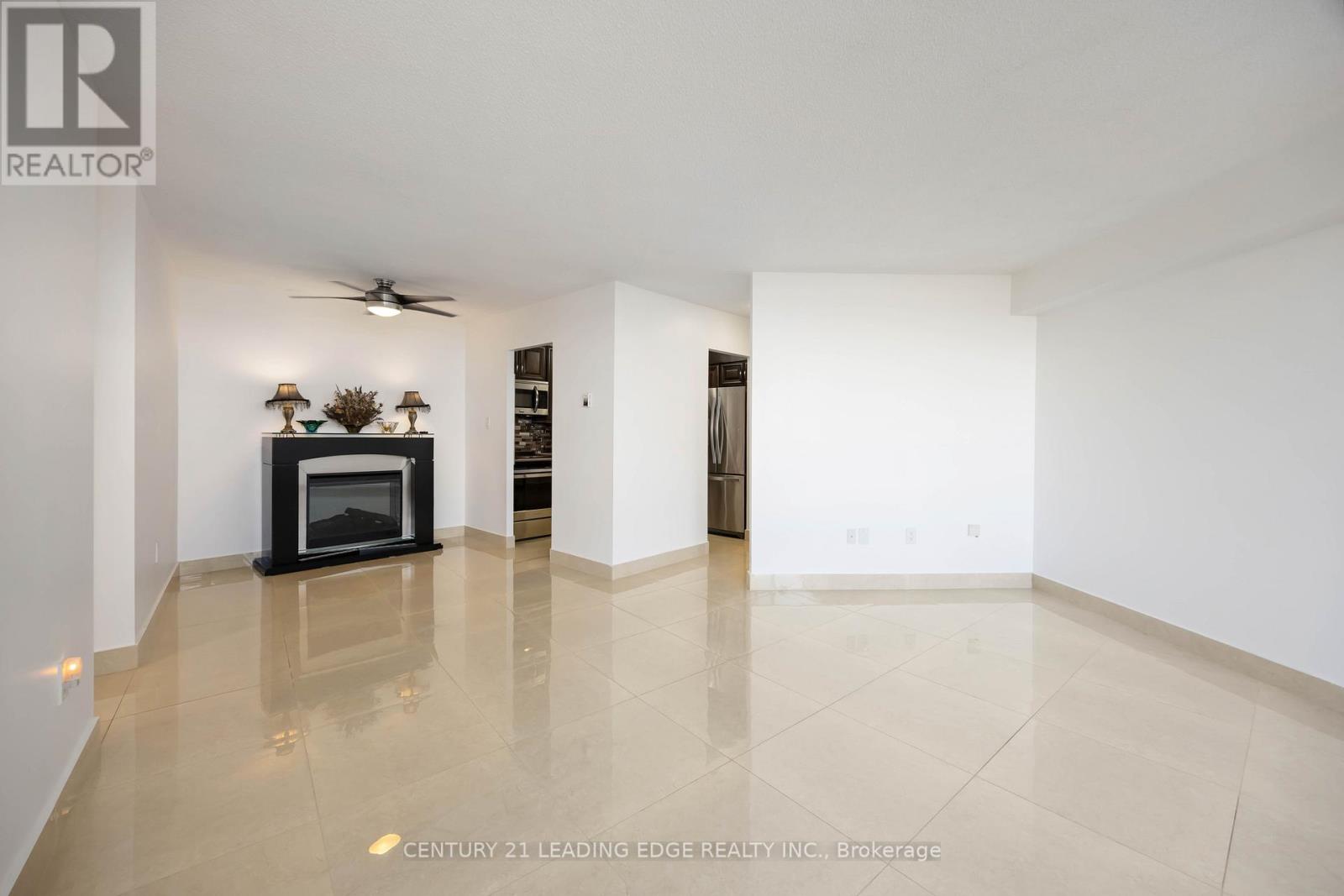 2403 - 330 Dixon Road, Toronto, Ontario  M9R 1S9 - Photo 5 - W12483665