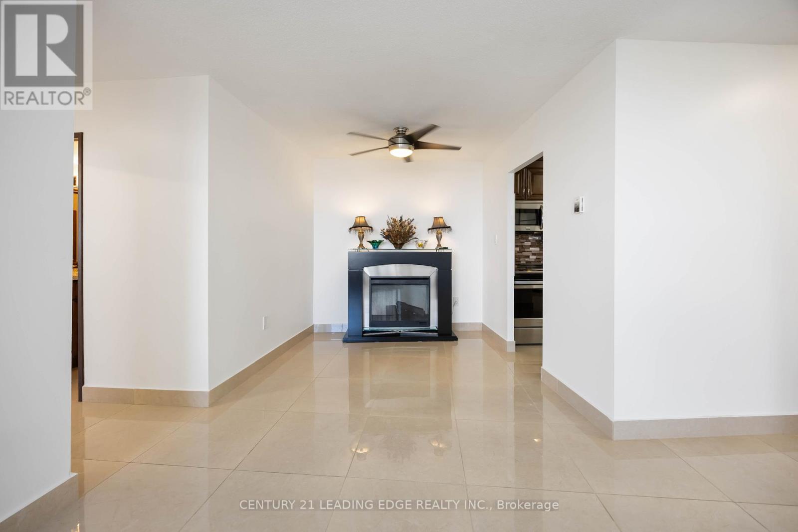 2403 - 330 Dixon Road, Toronto, Ontario  M9R 1S9 - Photo 8 - W12483665