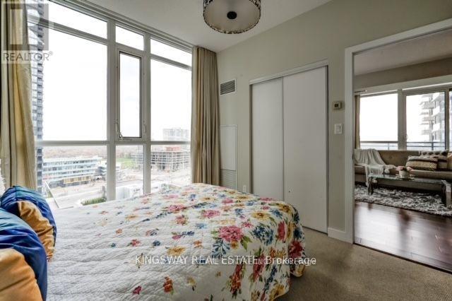 1104 - 4065 Brickstone Mews, Mississauga, Ontario  L5B 0G3 - Photo 11 - W12483669