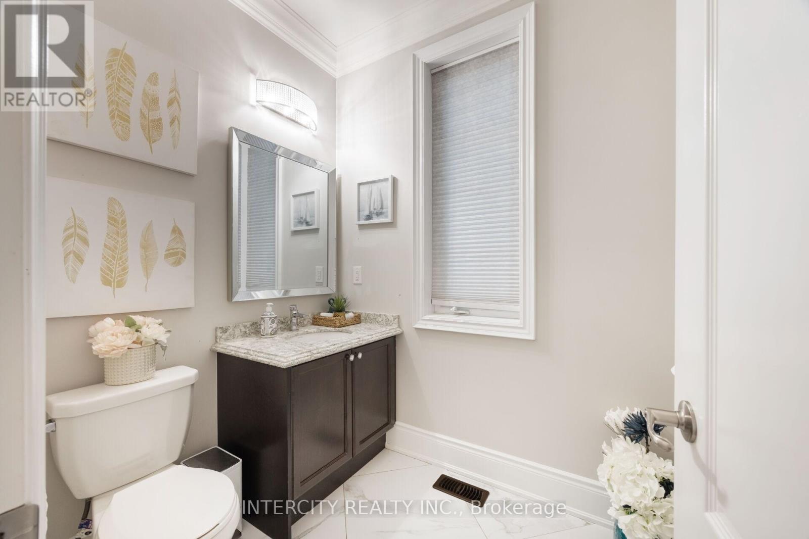 29 Chiming Road, Brampton, Ontario  L6P 4E1 - Photo 23 - W12483673