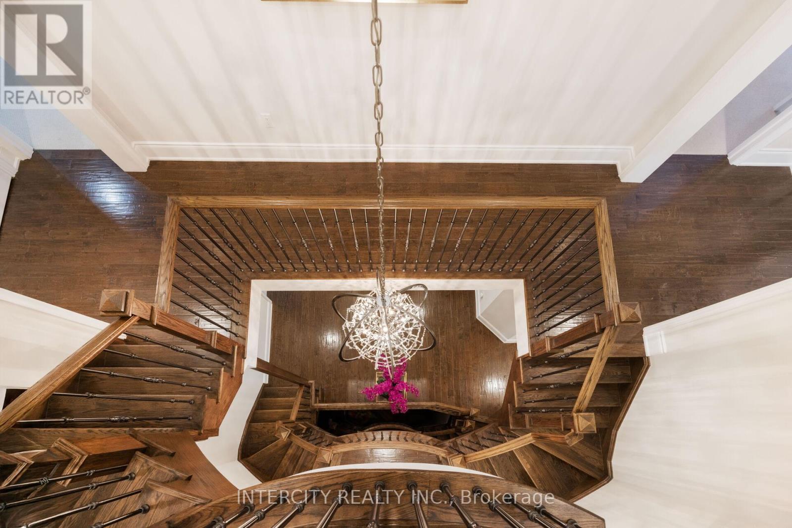 29 Chiming Road, Brampton, Ontario  L6P 4E1 - Photo 25 - W12483673
