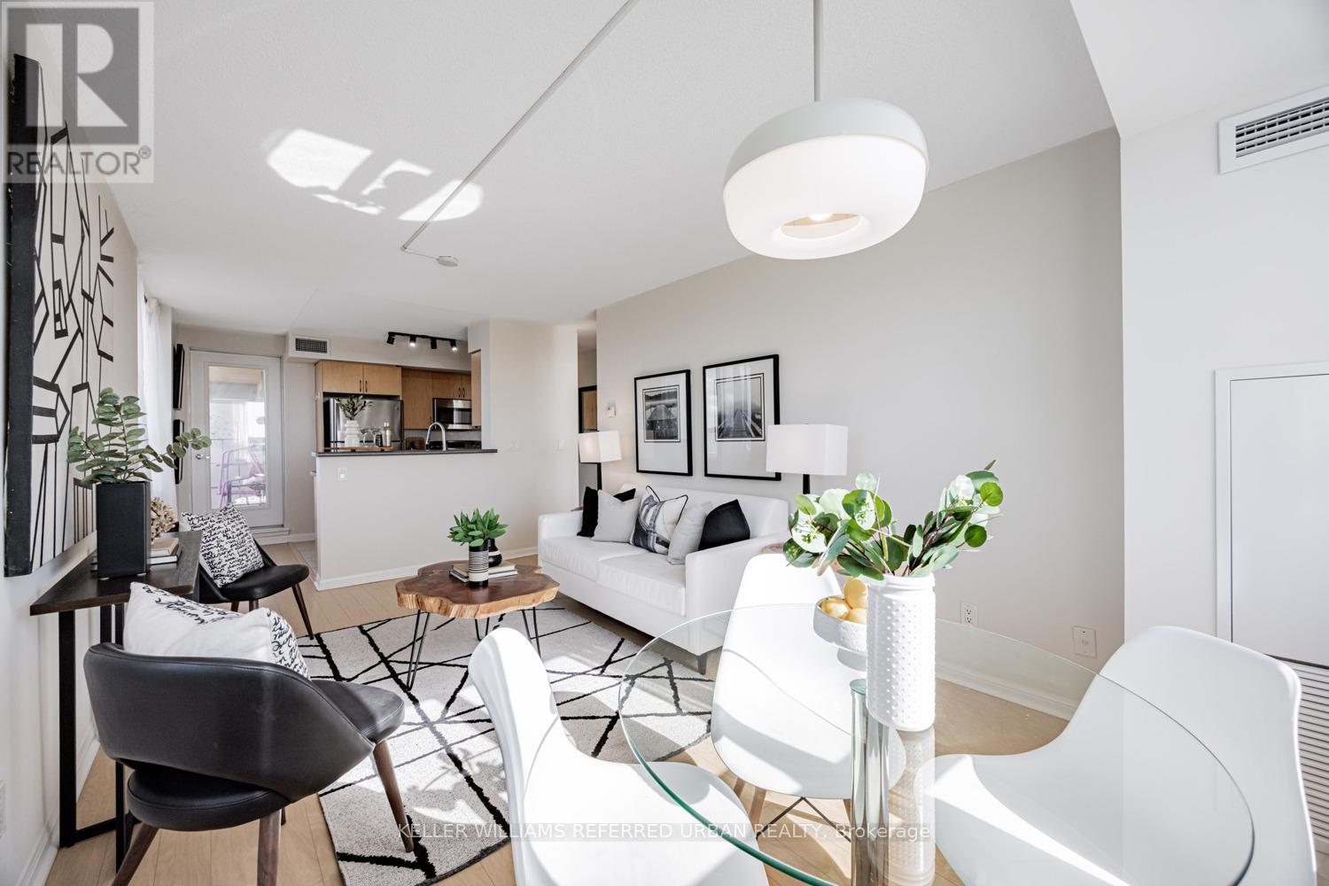 511 - 4 Elsinore Path, Toronto, Ontario  M8V 4G7 - Photo 17 - W12483687