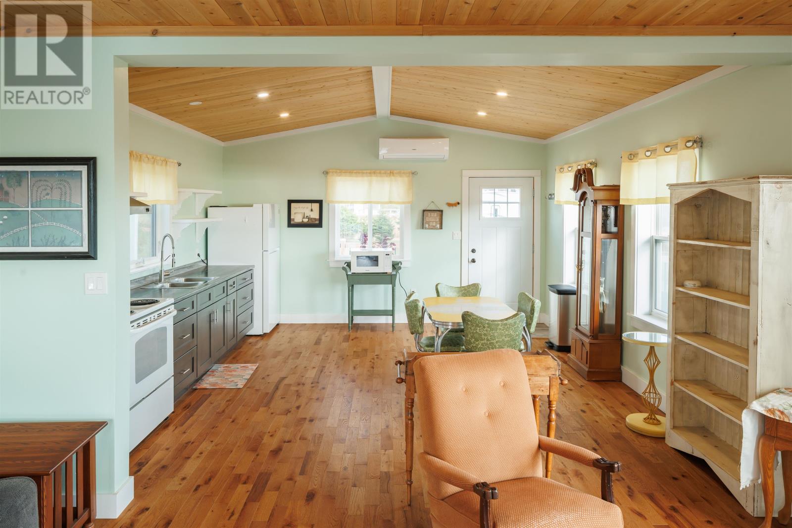 9 Clearview Lane, Red Point, Prince Edward Island  C0A 2B0 - Photo 5 - 202526678