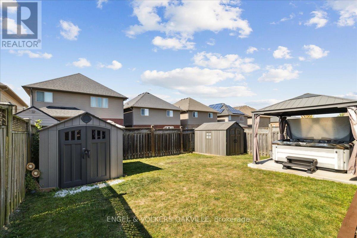 112 Fletcher Road, Hamilton, Ontario  L0R 1P0 - Photo 42 - X12483565