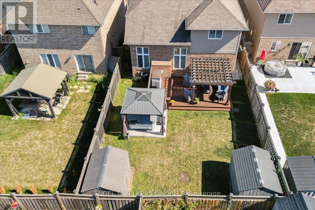 112 Fletcher Road, Hamilton, Ontario  L0R 1P0 - Photo 44 - X12483565