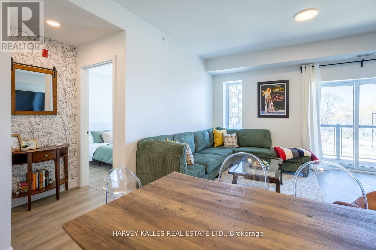 205 - 19b West Street, Kawartha Lakes, Ontario  K9V 1C4 - Photo 3 - X12483593