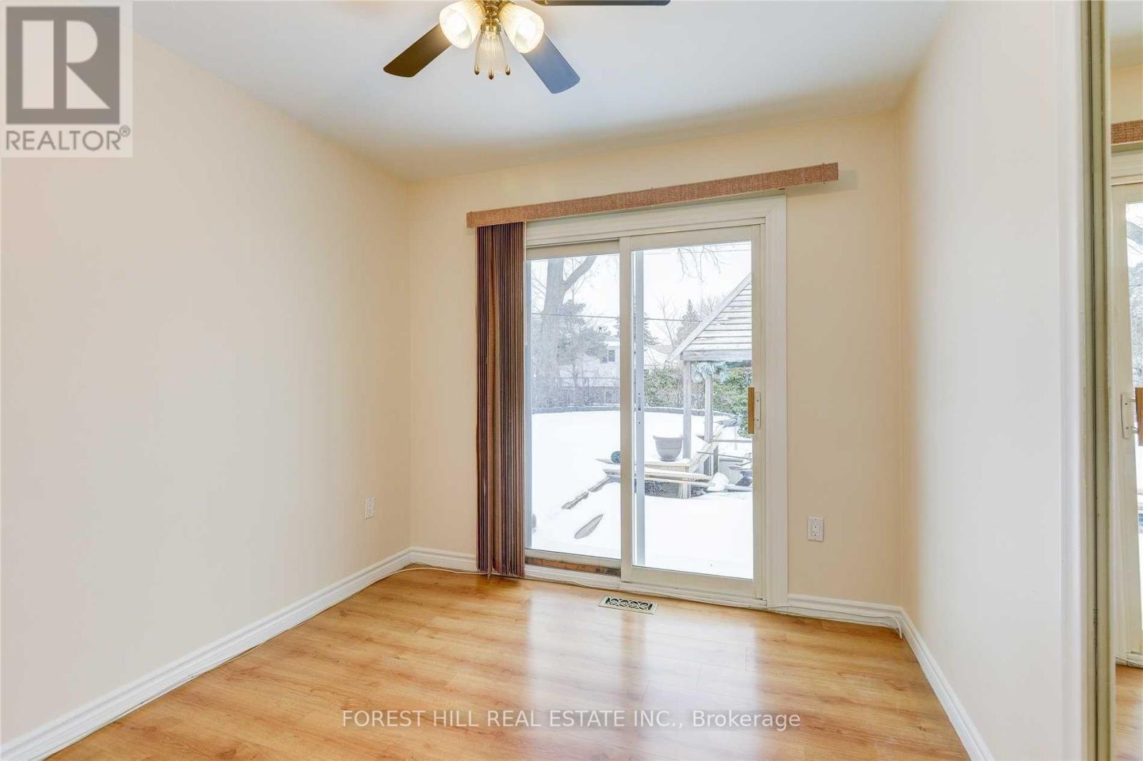 63 Cardinal Drive, Hamilton, Ontario  L9A 4H6 - Photo 10 - X12483618