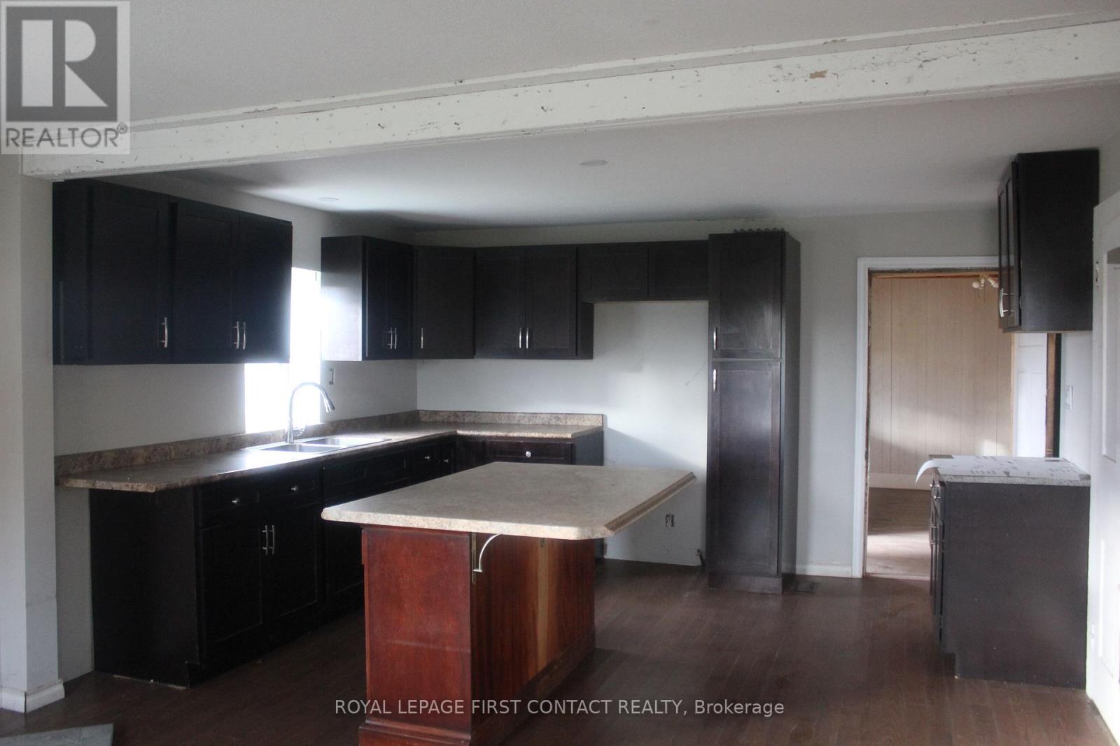 280 Concession 10 Road, Brockton, Ontario  N0G 1J0 - Photo 10 - X12483646