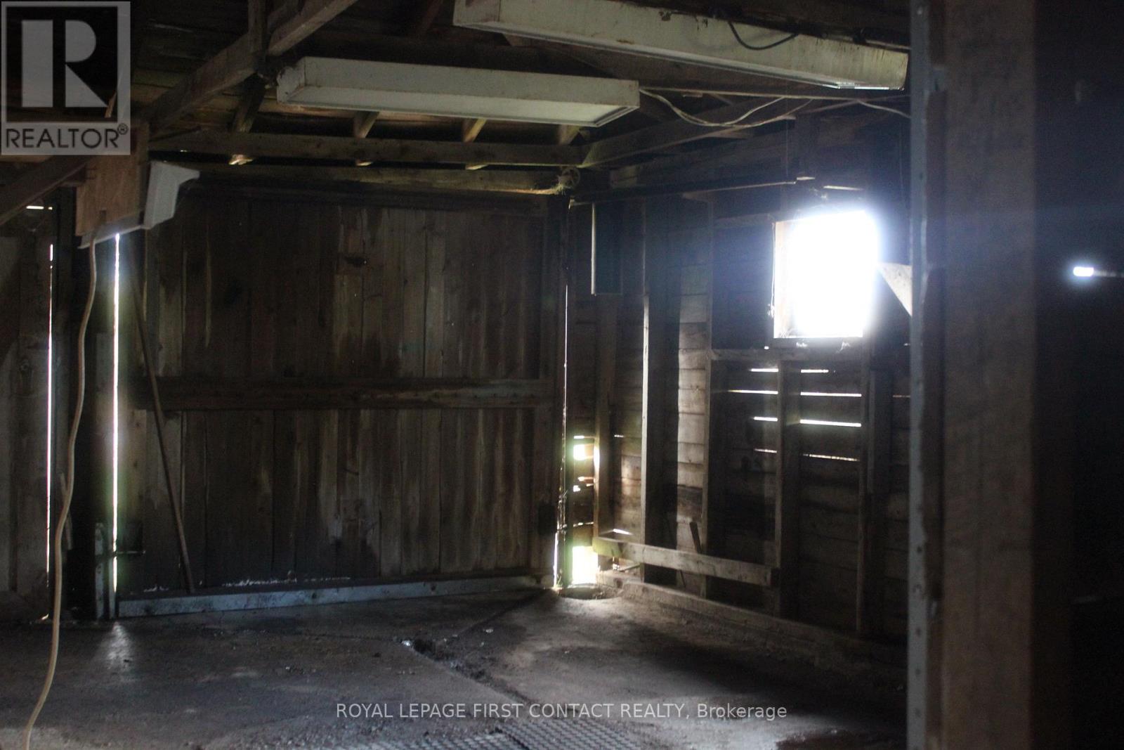 280 Concession 10 Road, Brockton, Ontario  N0G 1J0 - Photo 21 - X12483646