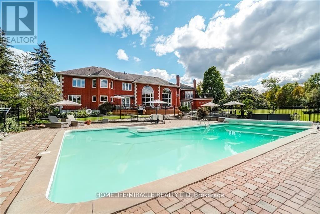 141 Kerry Hill Crescent, Ottawa, Ontario  K0A 1T0 - Photo 33 - X12483662