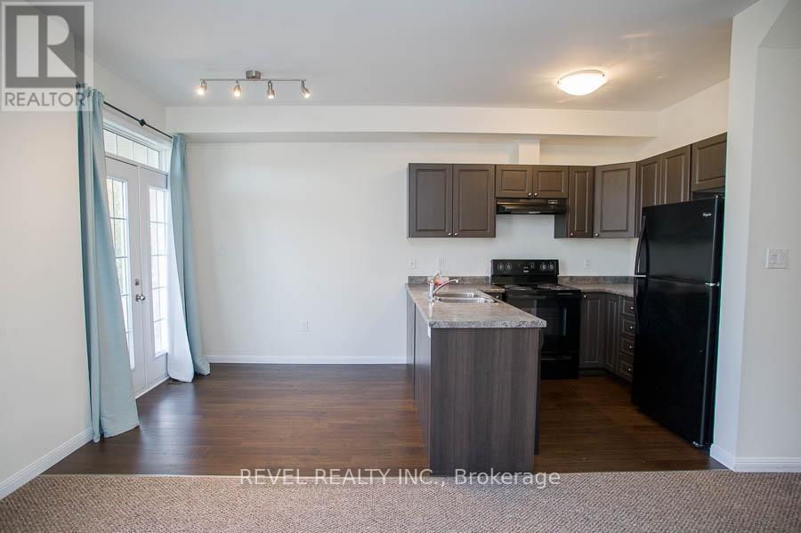 22 - 21 Diana Avenue, Brantford, Ontario  N3T 0G7 - Photo 8 - X12483695