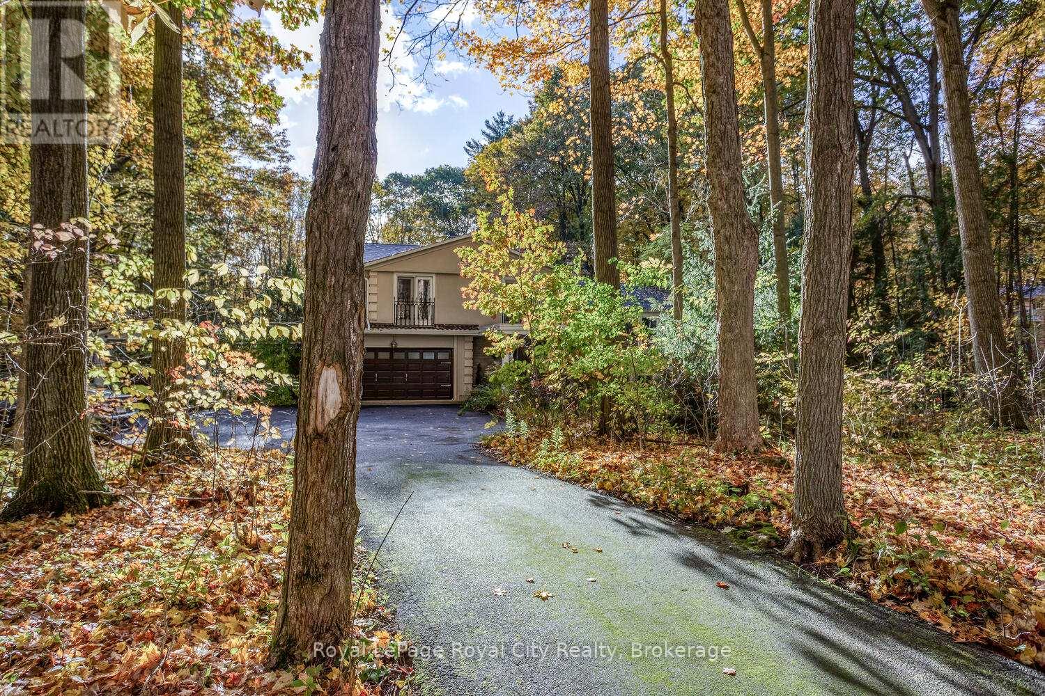 1158 Conservation Road E, Milton, Ontario  L0P 1B0 - Photo 1 - W12374352
