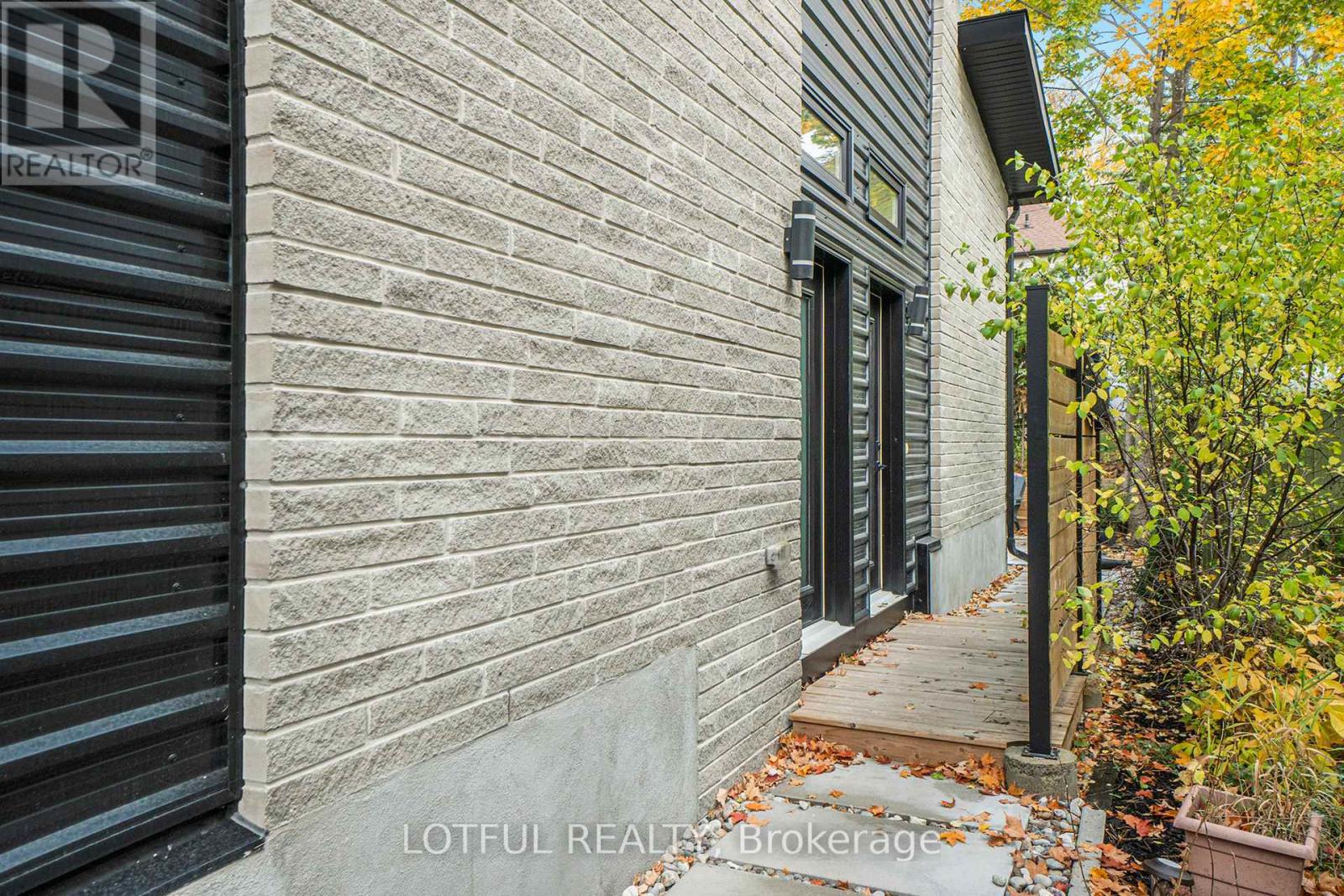 B - 411 Leighton Terrace, Ottawa, Ontario  K1Z 6J7 - Photo 16 - X12464477