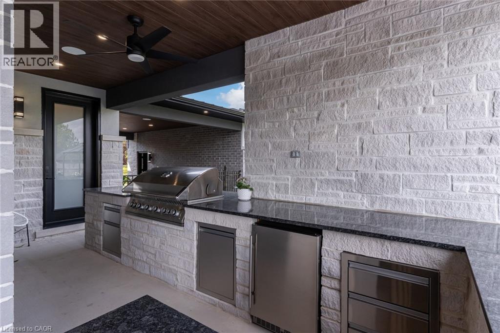 6 Shakespeare Road, Dundas, Ontario  L9H 7R5 - Photo 42 - 40782427