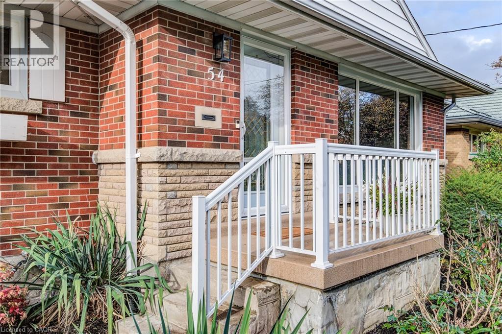54 Glendale Road, Kitchener, Ontario  N2H 2Z8 - Photo 3 - 40782285