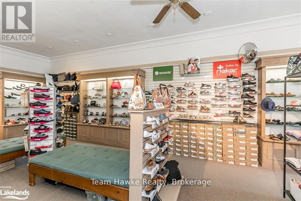 261 King Street, Midland, Ontario  L4R 3M4 - Photo 17 - S12483787