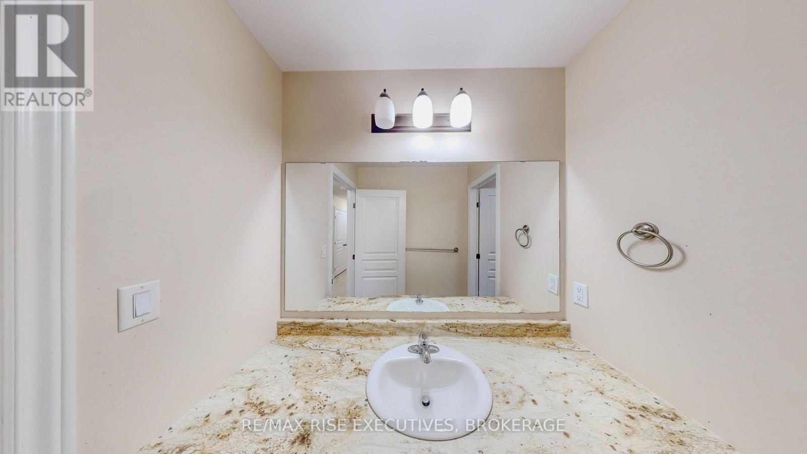 467 Beth Crescent, Kingston (City Northwest), Ontario  K7P 0K9 - Photo 5 - X12483906