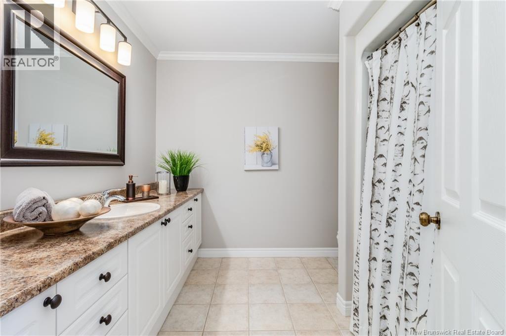 68 Waterford Lane, Fredericton, New Brunswick  E3A 0E2 - Photo 28 - NB129196