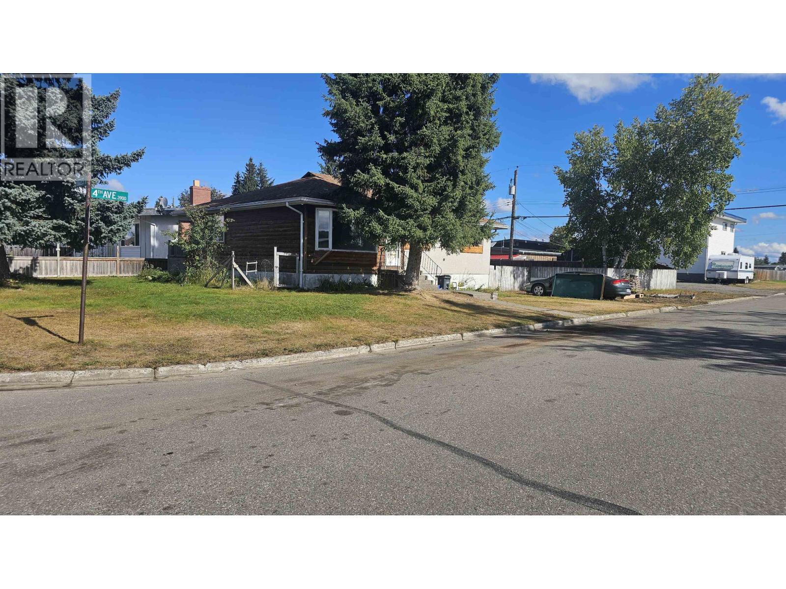 3962 4th Avenue, Prince George, British Columbia  V1M 1J4 - Photo 2 - R3052327