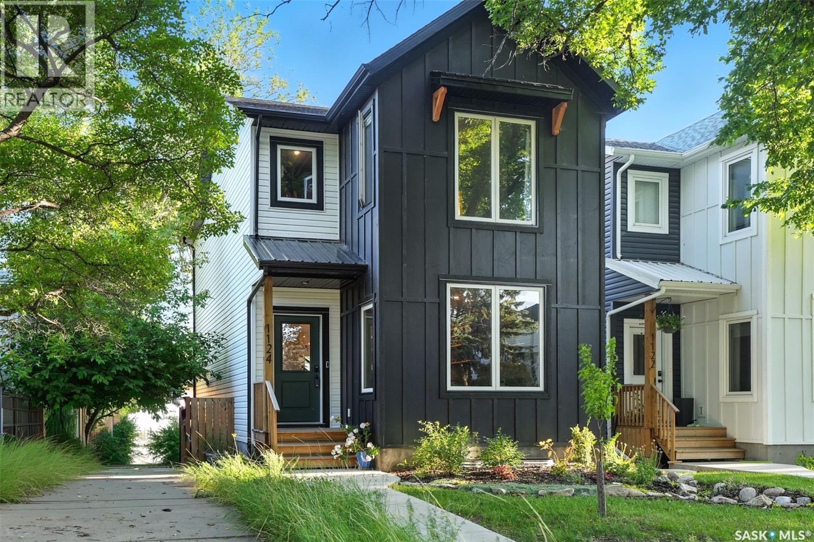 1124 9th Street E, Saskatoon, Saskatchewan  S7H 0N4 - Photo 3 - SK016399