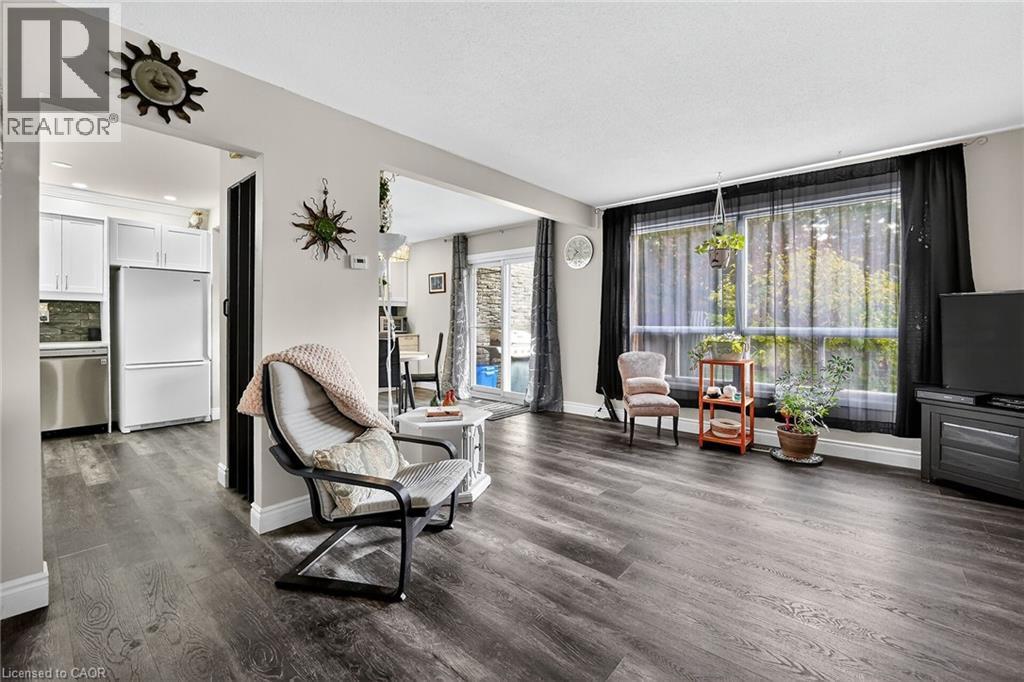 973 Francis Road Unit# 1, Burlington, Ontario  L7T 3Z1 - Photo 4 - 40779713