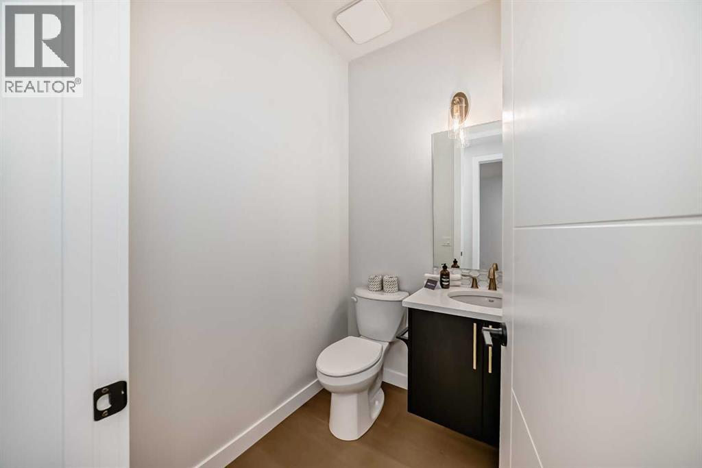 406 Spring Creek Circle Sw, Calgary, Alberta  T3H 6G4 - Photo 18 - A2260703