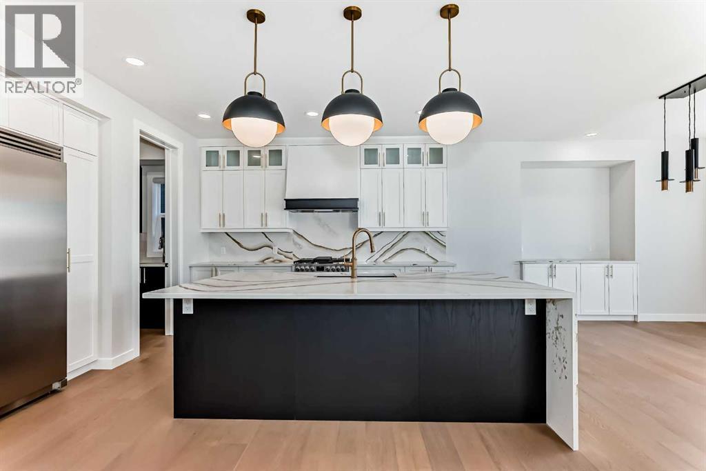 406 Spring Creek Circle Sw, Calgary, Alberta  T3H 6G4 - Photo 4 - A2260703