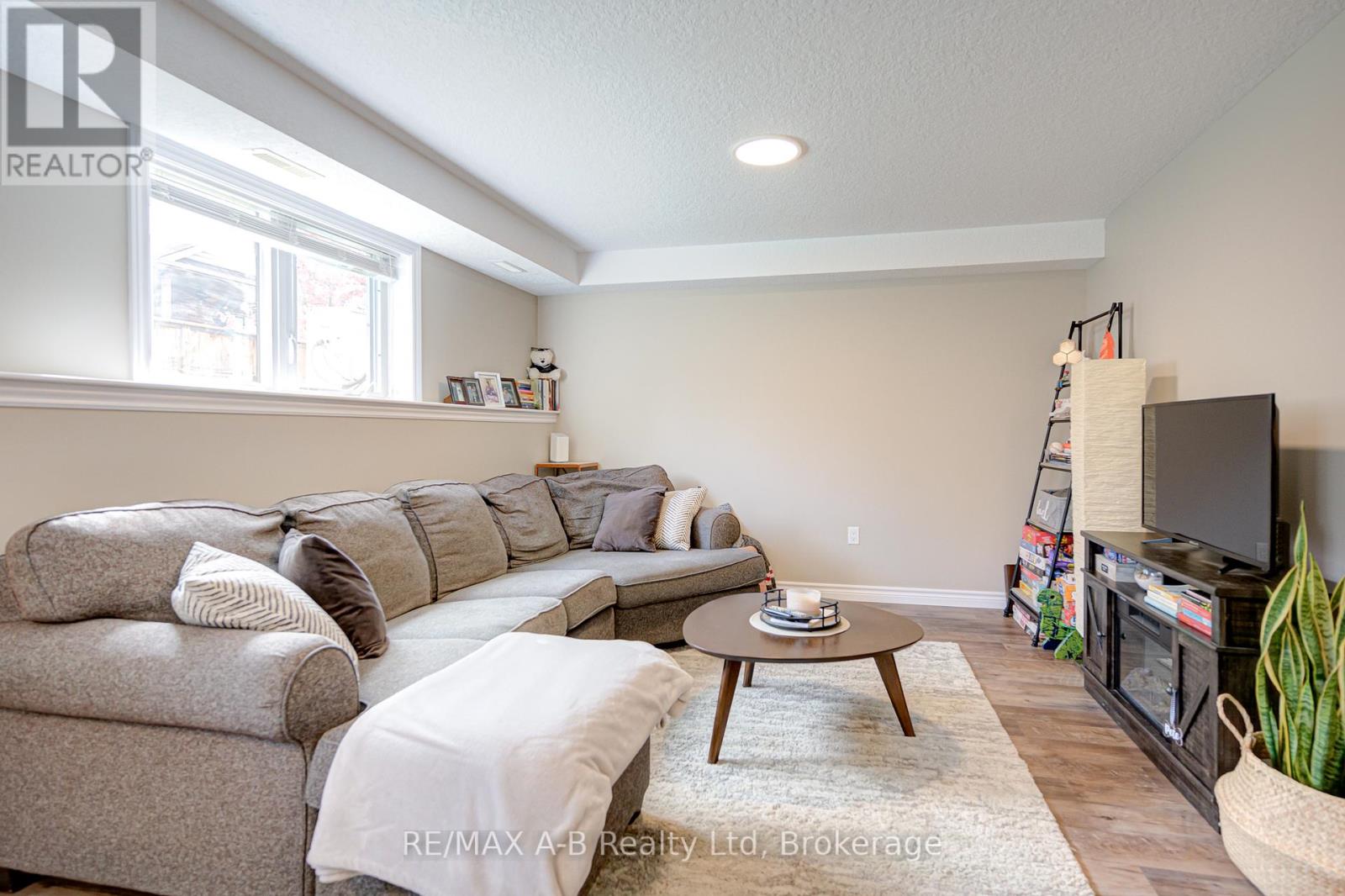 5 - 3199 Vivian Line 37 Line, Stratford, Ontario  N0K 1J0 - Photo 13 - X12483771