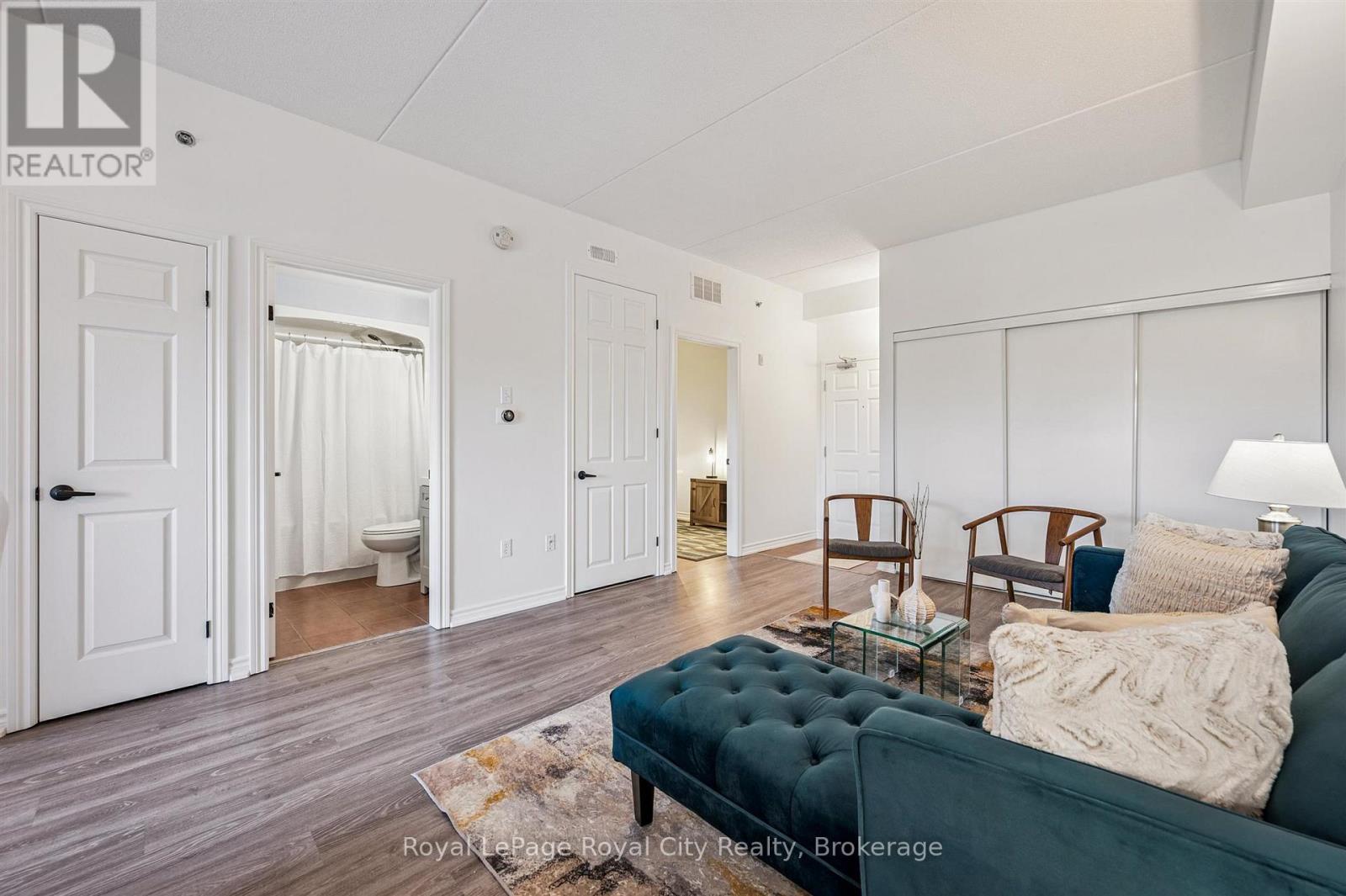 316 - 308 Watson Parkway N, Guelph, Ontario  N1E 0G7 - Photo 11 - X12483829