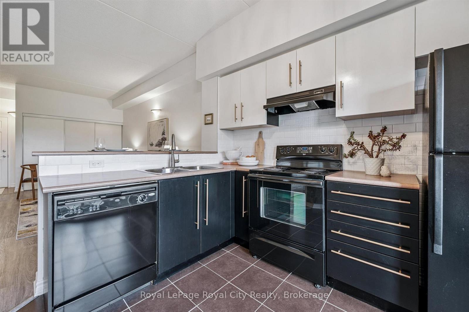316 - 308 Watson Parkway N, Guelph, Ontario  N1E 0G7 - Photo 14 - X12483829