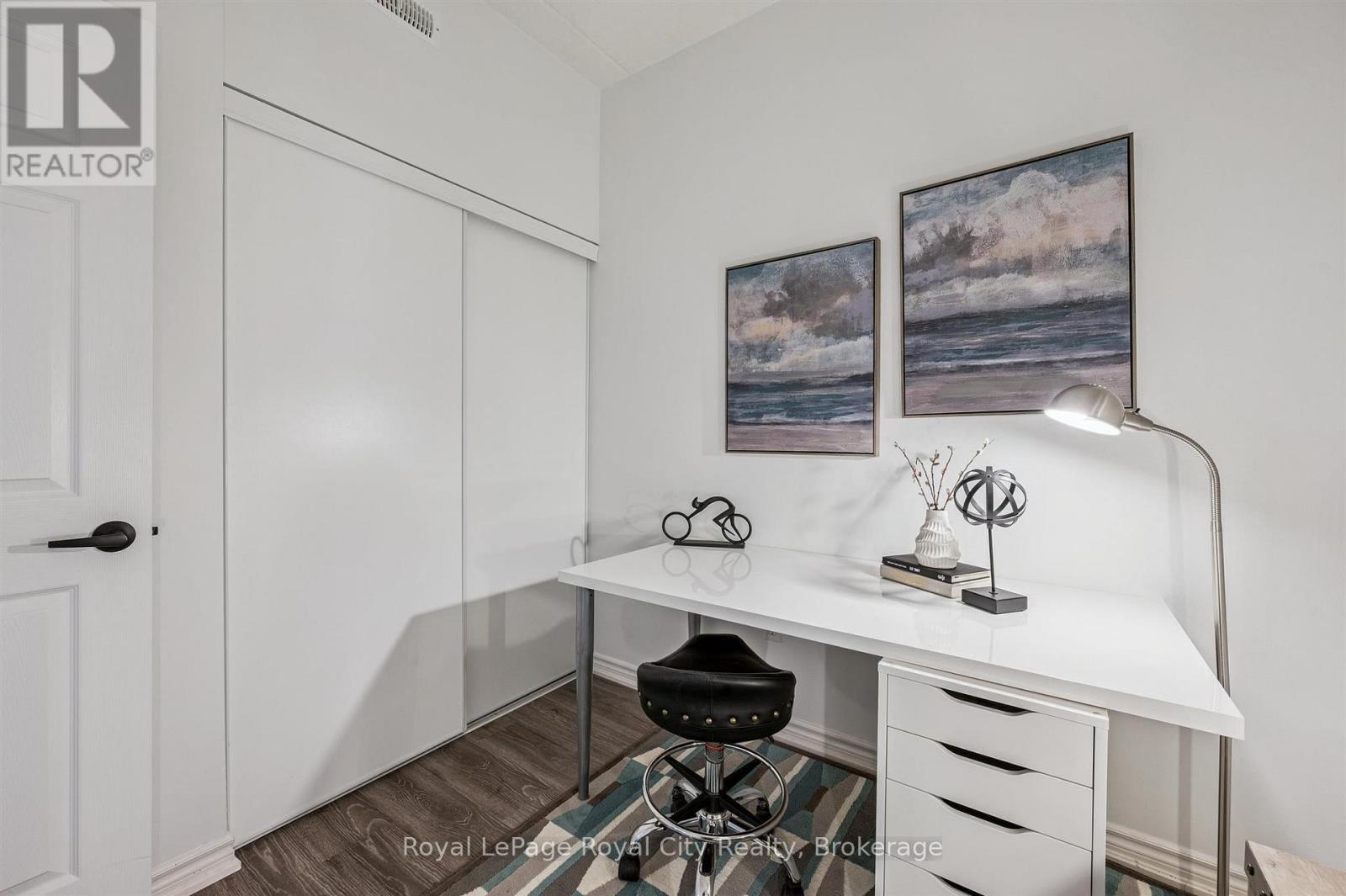 316 - 308 Watson Parkway N, Guelph, Ontario  N1E 0G7 - Photo 18 - X12483829