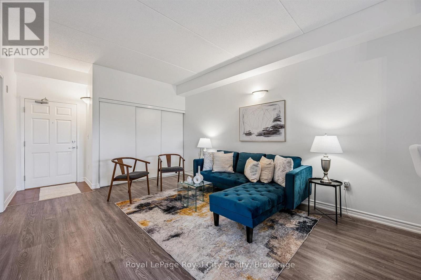 316 - 308 Watson Parkway N, Guelph, Ontario  N1E 0G7 - Photo 8 - X12483829