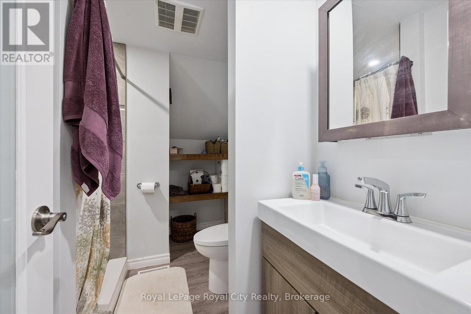 Unit B - 92 Kathleen Street, Guelph, Ontario  N1H 4Y3 - Photo 12 - X12483868